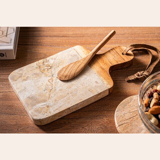 TABLA MARMOL Y MADERA CON CUCHILLO