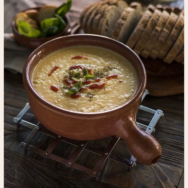 OLLA DE BARRO VITRIFICADA CON MANGO - 22 CMS