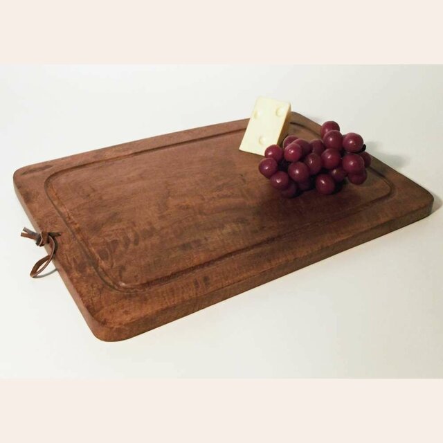TABLA DE MADERA CON CANALETA - 47 X 30 CMS