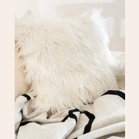 ALMOHADON FUR - PELO LARGO - 45 X 45 CMS