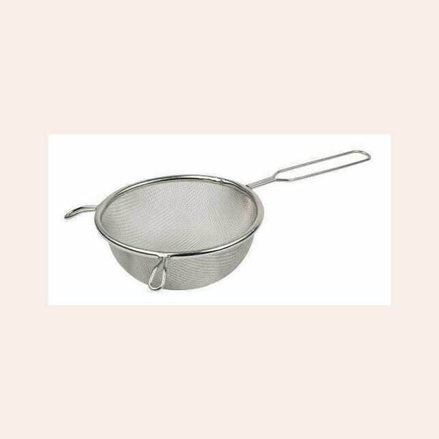COLADOR DE ACERO INOX - 20 CMS.