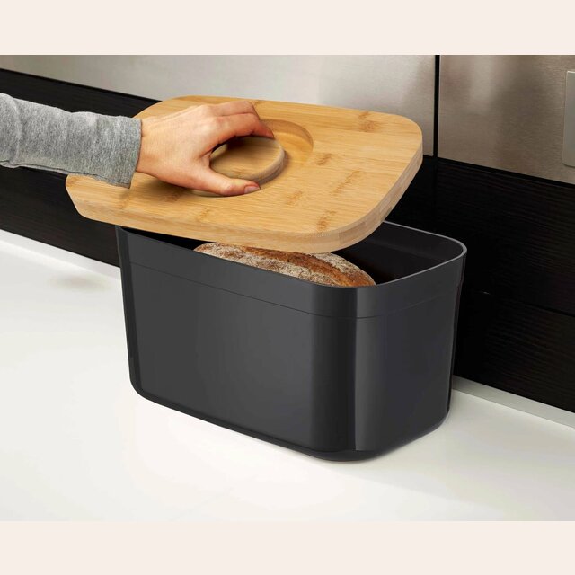 CAJA DE PAN NEGRA CON TAPA - JOSEPH JOSEPH