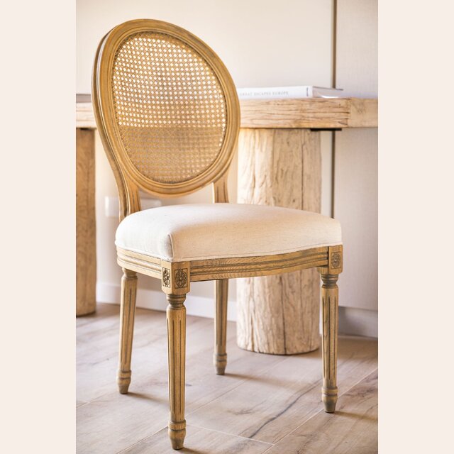 SILLA OVALO CON ESTERILLA - CLARA