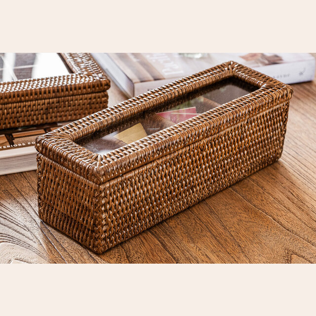 CAJA DE TE RATTAN CON VISOR