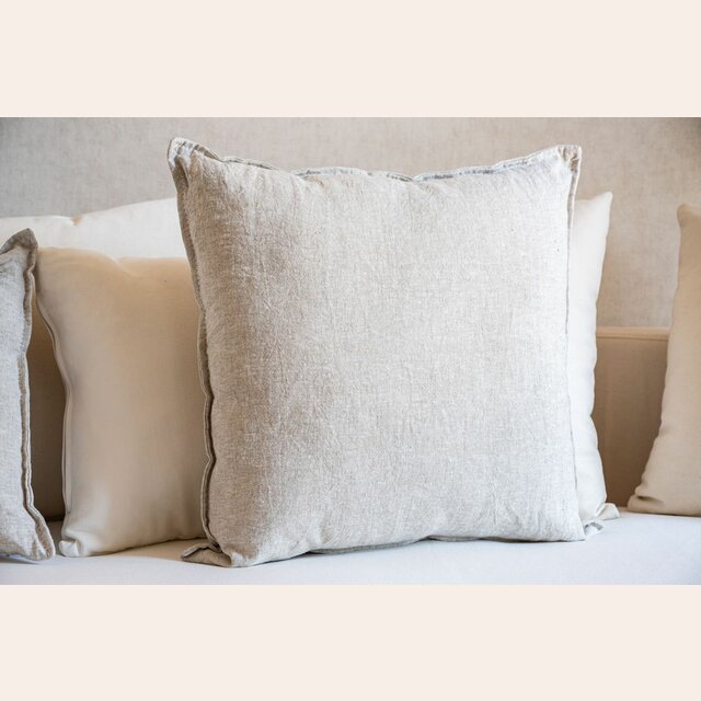 ALMOHADON PAZ - LINO CRUDO 55 X 55
