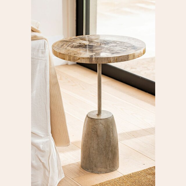 MESA PETRIFICADA CLARA - BASE CEMENTO - 45 CMS