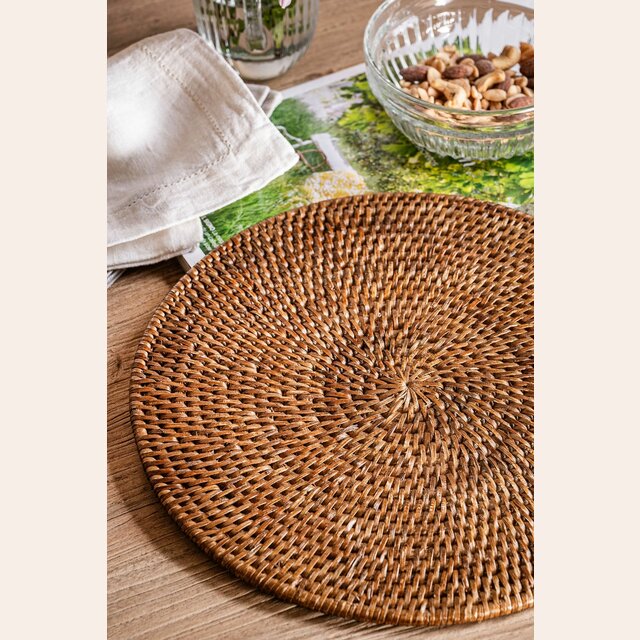 POSAFUENTES REDONDO RATTAN